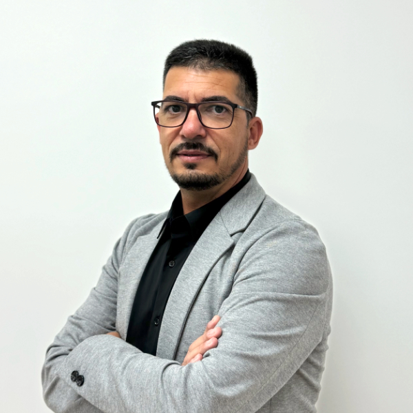 D. Óscar Corbí Gimeno